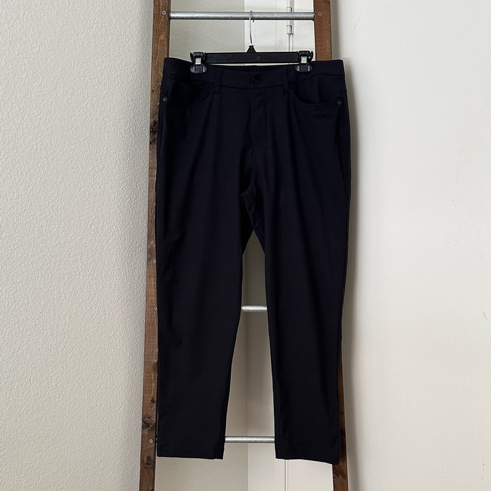 Vuori Men's Navy Dress Pants